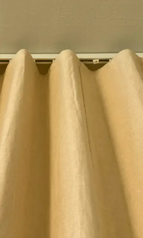 アコーディオンカーテン